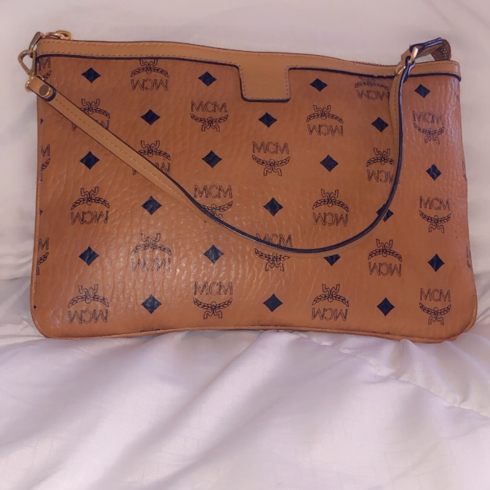 Mcm clutch